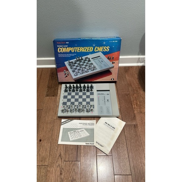 VINTAGE Seventeen Level Computerized Chess WORKS COMPLETE Radio Shack 1850